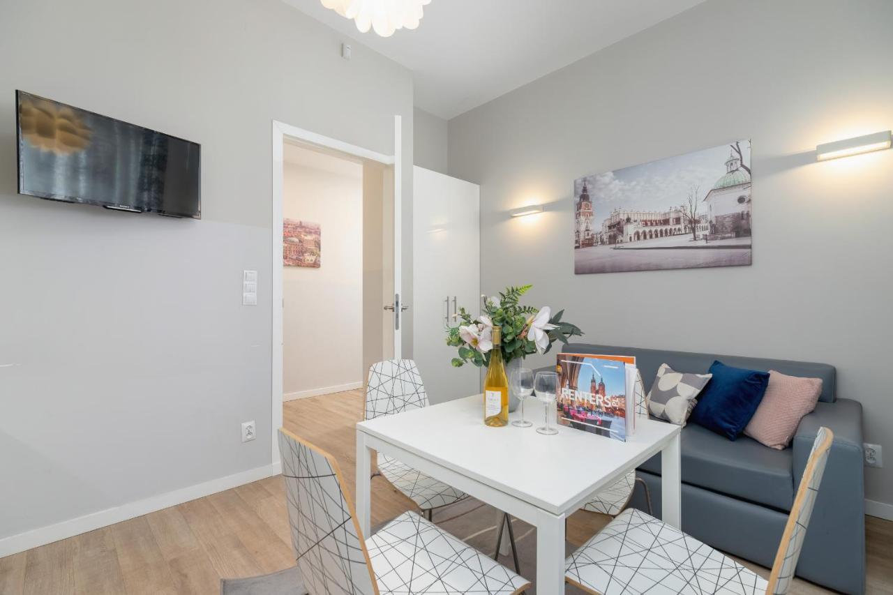 Central Planty Park Apartment Lobzowska By Noclegi Renters 크라쿠프 외부 사진