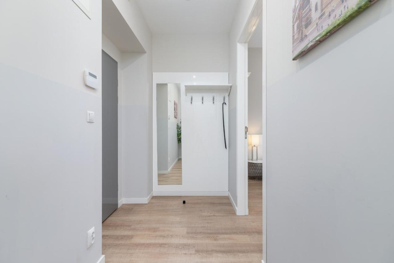 Central Planty Park Apartment Lobzowska By Noclegi Renters 크라쿠프 외부 사진